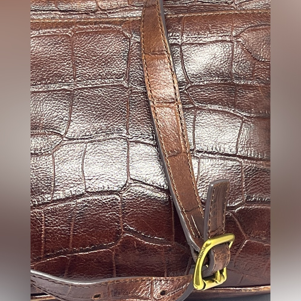 FOSSIL MEMOIR SMALL FLAP Brown Croc-Embossed Leather CROSSBODY BAG. - Picture 9 of 9